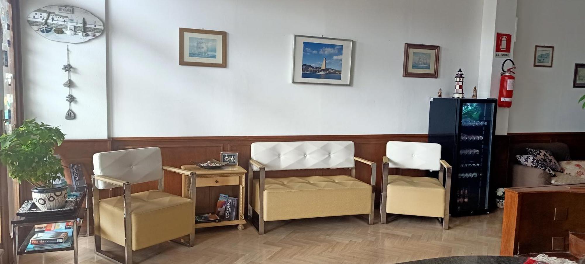 ברינדיזי Hotel L'Approdo מראה חיצוני תמונה